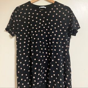 Black and Gold polka dot t-shirt. Only worn once!